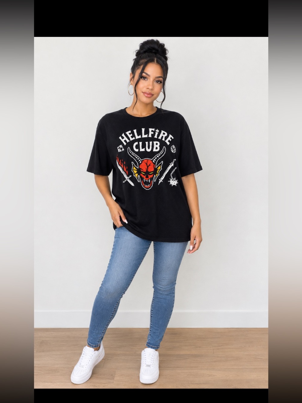 Stranger things graphic tee size xl